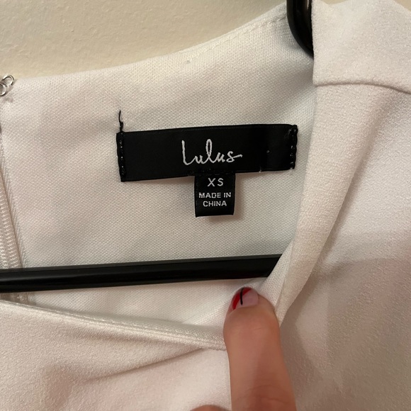 White Double Lined Lulus Midi Dress w/Sleeves - Picture 2 of 5